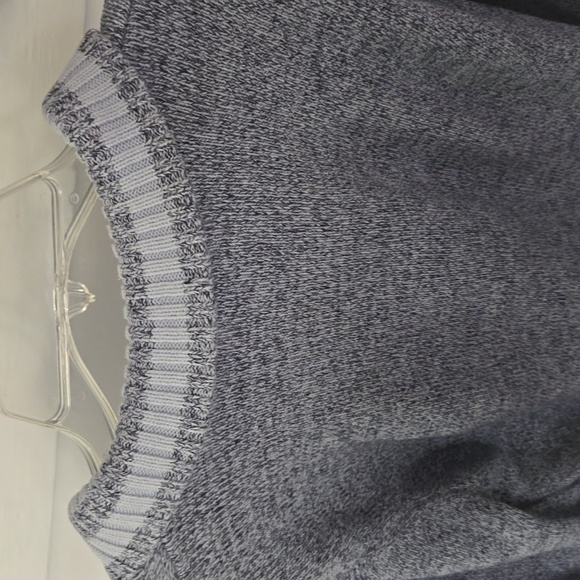 Eddie Bauer long sleeve sweater - Picture 7 of 8